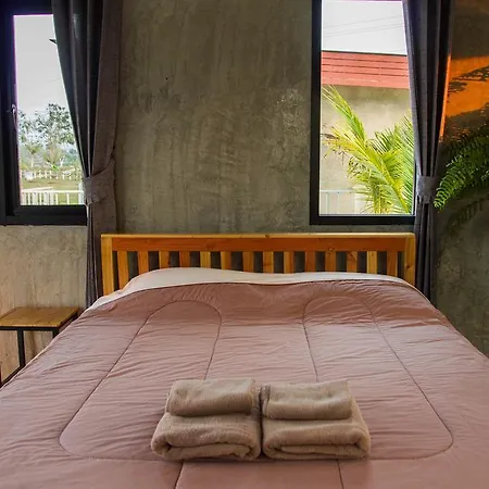 Santitham Home Farm Stay Mae Taeng Exterior photo